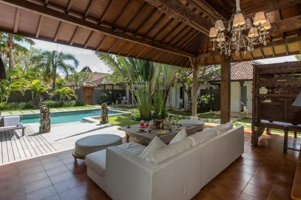 The Radian Villa Canggu  Exterior photo